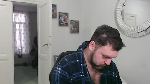 Snapshot of brucemf chatting on January 5, 1:15 pm Bruce online show from January 5, 1:15 pm