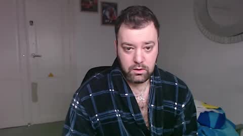 Snapshot of brucemf chatting on February 23, 10:17 am Bruce online show from February 23, 10:17 am