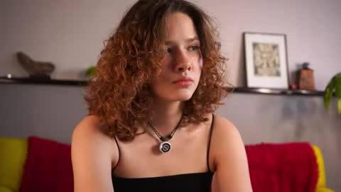 Tess online show from May 27, 2:58 pm
