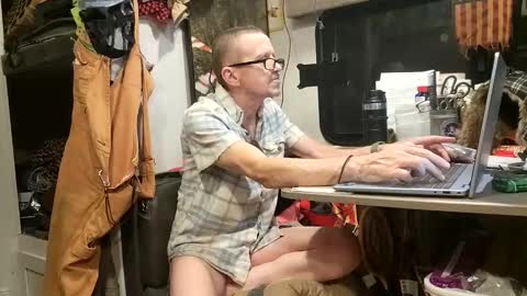 Steve... aka SkinnieDippin aka TimberTramp online show from March 24, 5:13 am