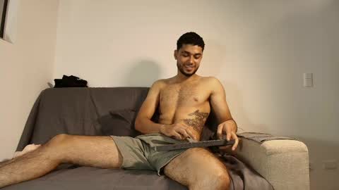 bry_alx online show from May 29, 4:43 am