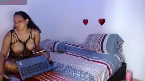 bryana_jones online show from April 14, 7:50 pm