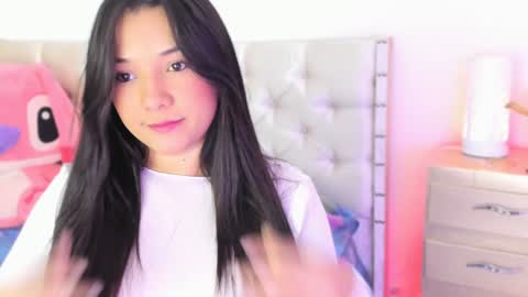 Snapshot of bryonny_ chatting on December 14, 3:15 pm Carly     online show from December 14, 3:15 pm