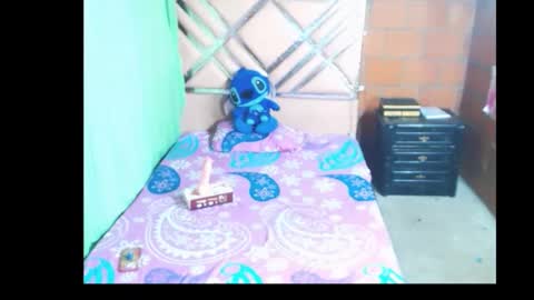 brytanysquirrt online show from October 31, 4:46 am