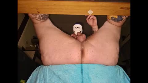 Bubbl3sbutt online show from May 1, 2:49 am
