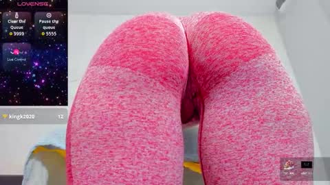 bubblebum4you online show from October 7, 1:51 pm