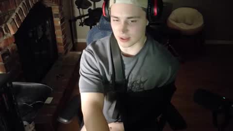 BubblebuttBdn online show from April 21, 2:51 am