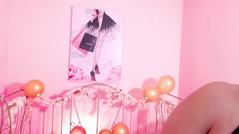 bubbly online show from March 12, 8:09 pm