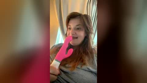 bucketandbandit online show from July 23, 8:39 pm
