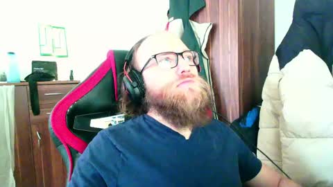Lukas online show from May 19, 10:33 am