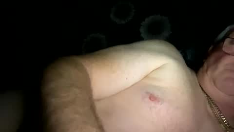 Snapshot of bumpcap22 chatting on October 20, 2:38 am bumpcap22 online show from October 20, 2:38 am