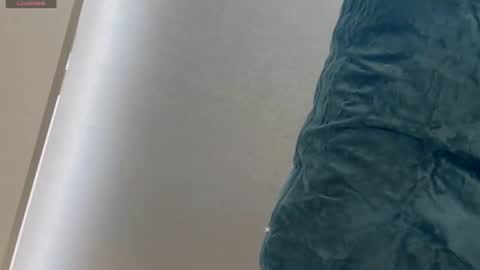 Bonny and Clide  Help us by thumbs up  online show from October 24, 1:01 pm