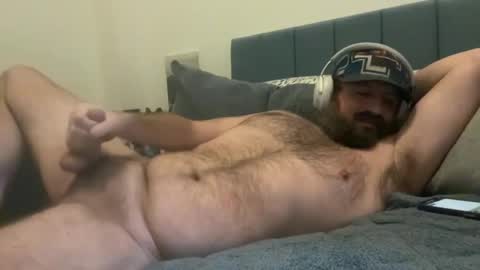 burlypup burlypup929 online show from March 12, 3:35 am