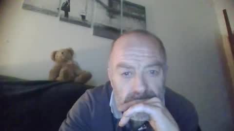 Snapshot of burnleyguy1977 chatting on December 14, 1:38 am burnleyguy1977 online show from December 14, 1:38 am