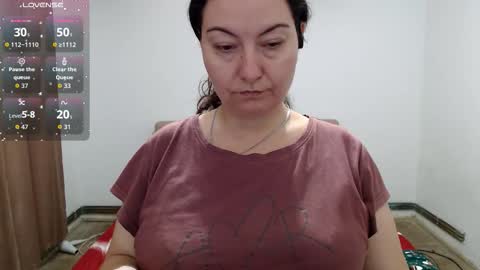 Emma online show from November 1, 6:29 pm