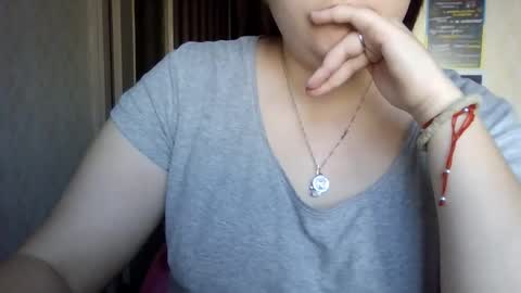 butterfly18988 online show from November 5, 8:27 am