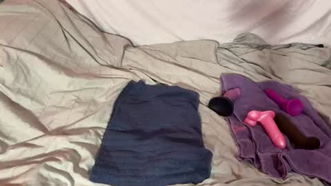 buttplayboi online show from August 9, 4:40 am