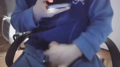 butulus online show from April 1, 11:00 am