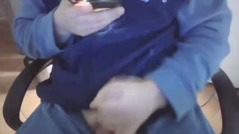 butulus online show from March 31, 10:59 am