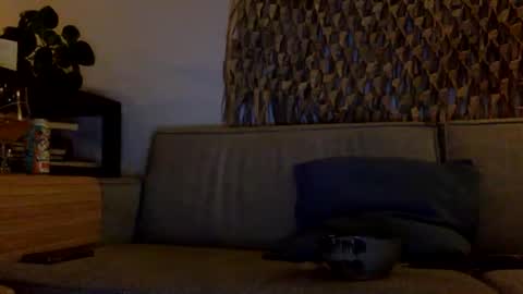 Snapshot of buurman1982isback chatting on October 12, 9:38 pm buurman1982isback online show from October 12, 9:38 pm