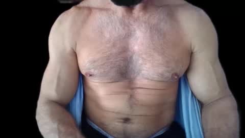 Ivan Iv4n0v online show from May 7, 6:14 pm