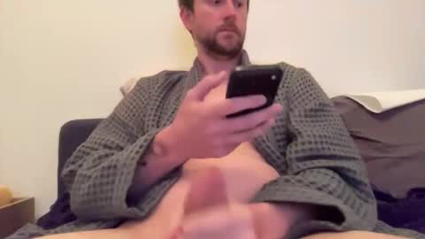 Snapshot of c_suite chatting on October 25, 2:12 am c_suite online show from October 25, 2:12 am
