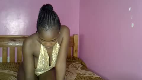 C--trish online show from October 19, 3:33 am