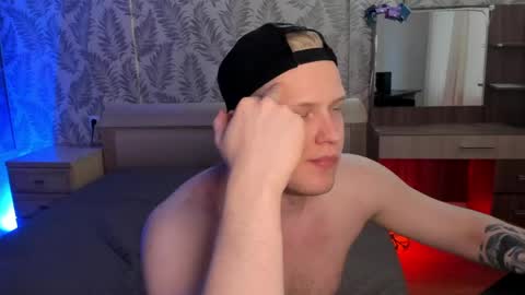 James online show from April 27, 1:58 am