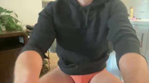 caexposer online show from April 28, 2:32 pm