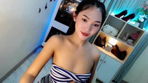 caitlin online show from February 4, 7:29 pm