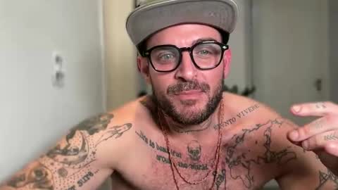 CaliforniaBrazilian online show from April 21, 1:31 am
