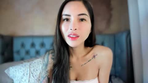 Snapshot of calinan chatting on October 3, 1:48 am sexybabe online show from October 3, 1:48 am