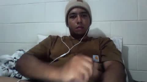 Snapshot of calipso1222 chatting on February 4, 7:07 am calipso1222 online show from February 4, 7:07 am