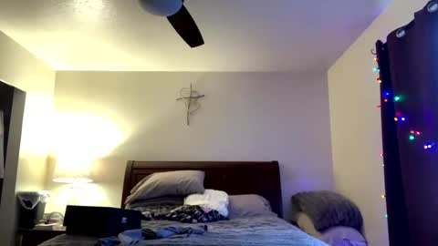 calishop1 online show from January 1, 7:21 pm