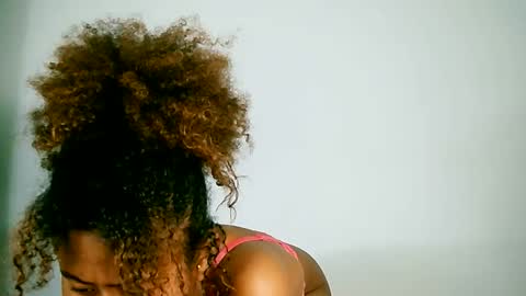 caliss414189 online show from March 28, 12:56 am