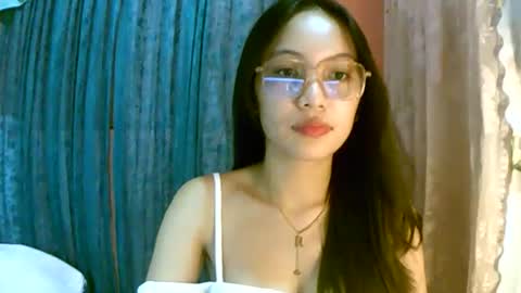 Freya online show from October 25, 10:03 am