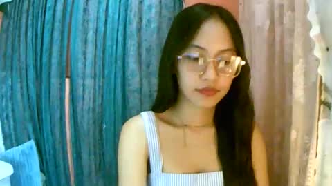 Freya online show from November 18, 12:52 pm