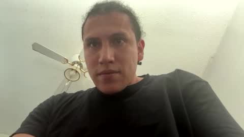 Snapshot of callme38315 chatting on October 22, 3:03 pm callme38315 online show from October 22, 3:03 pm