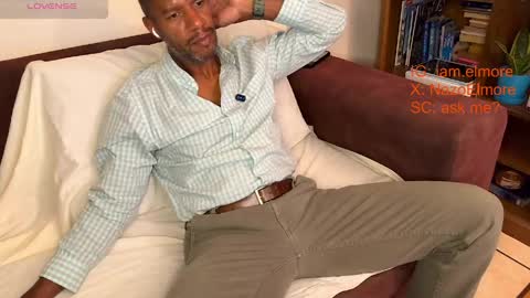 My name is Robert  Dont be shysay hi I love to chat. For requests or dirty talk please use tips  online show from April 22, 4:52 am