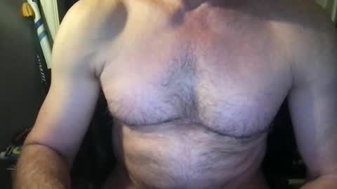 callum5555 online show from May 4, 10:16 pm