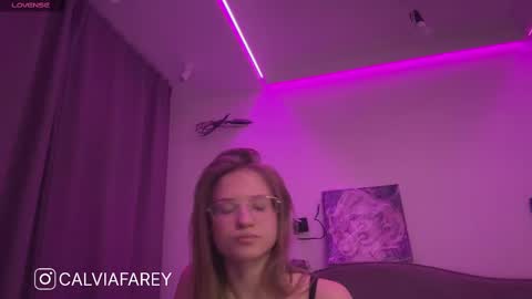 calvia_farey online show from February 13, 2:56 am