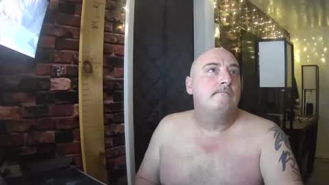 longjohn74 online show from December 14, 10:43 am