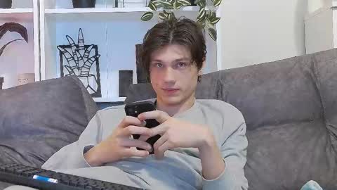 Snapshot of calvin_cay chatting on March 12, 7:58 pm Calvin online show from March 12, 7:58 pm