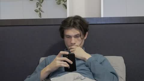 Snapshot of calvin_cay chatting on January 26, 7:20 pm Calvin online show from January 26, 7:20 pm