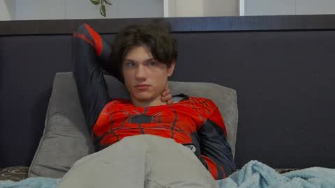 Snapshot of calvin_cay chatting on January 30, 2:49 am Calvin online show from January 30, 2:49 am