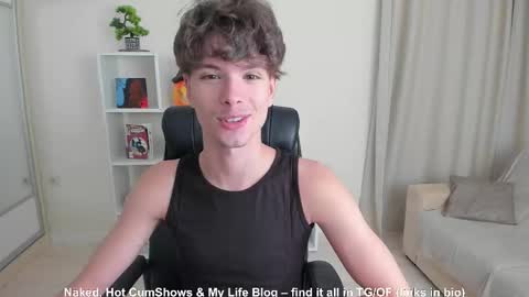 Hey I am Calvin  online show from September 10, 6:09 pm