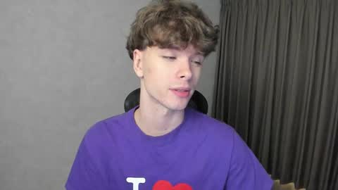 Hey I am Calvin  online show from February 7, 5:16 pm