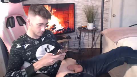 calvin_tanner online show from December 21, 8:32 pm