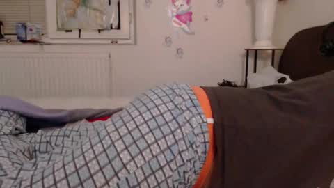 Calvinjohnlad online show from November 15, 2:46 am