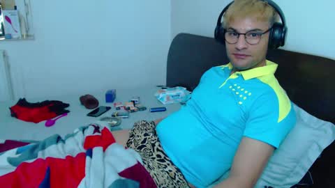 Calvinjohnlad online show from February 16, 8:22 pm